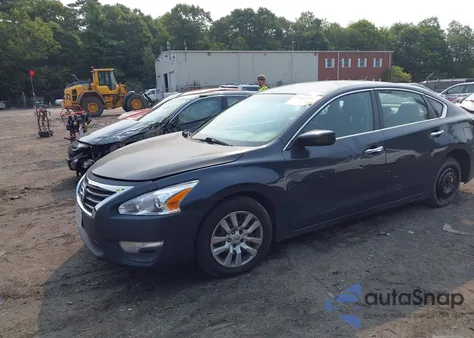 2015 Nissan Altima 2.5/2.5 S/2.5 Sl/2.5 Sv z USA, uszkodzony, nr VIN 1N4AL3APXFN309243